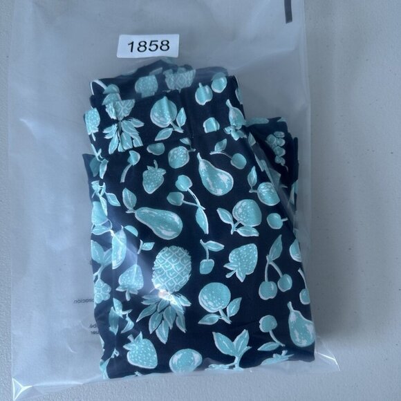 J Jill Wearever Shorts Size M Blue Fruit Print Pull On Pockets - Picture 11 of 11